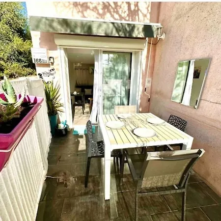 Type 2 Avec Terrasse Et Parking Апартаменты Бандоль