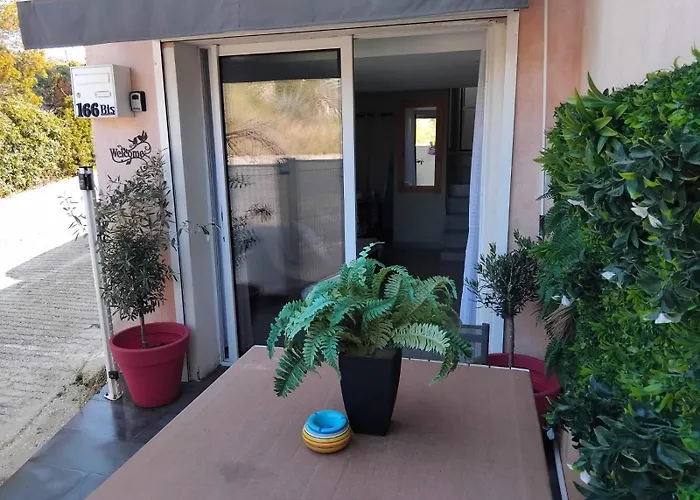 Lägenhet Type 2 Avec Terrasse Et Parking *